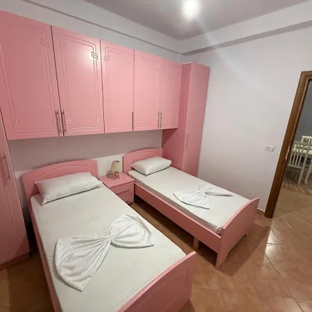 Gold Plazhi I Vjeter * Vlorë